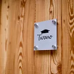 - Treeb Tivano * Μπελάτζιο